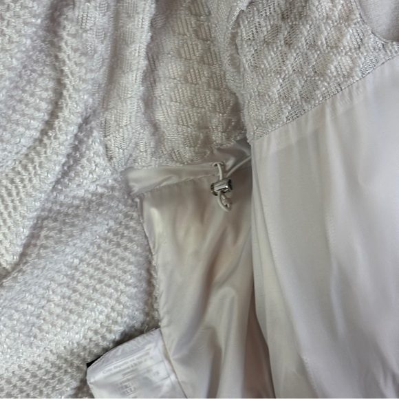 Lululemon Women's Wunder Puff 600-Down-Fill Jacket Sz 4 in White Opal EUC - Picture 14 of 16